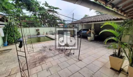 Casa com 3 quartos à venda na Estrada do Bananal, Freguesia (Jacarepaguá), Rio de Janeiro, 450 m2 por R$ 850.000