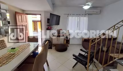 Casa em condomínio fechado com 2 quartos à venda na Estrada do Engenho Velho, Taquara, Rio de Janeiro, 80 m2 por R$ 370.000