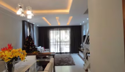 Casa em condomínio fechado com 4 quartos à venda na Rua Francisca Sales, Freguesia (Jacarepaguá), Rio de Janeiro, 209 m2 por R$ 880.000
