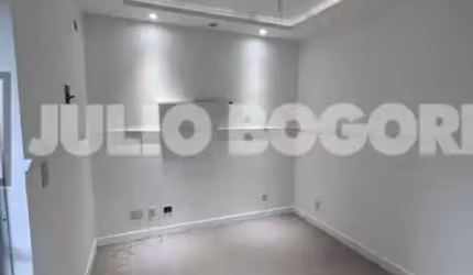 Casa em condomínio fechado com 3 quartos à venda na Rua Dona Flor, Anil, Rio de Janeiro, 104 m2 por R$ 560.000