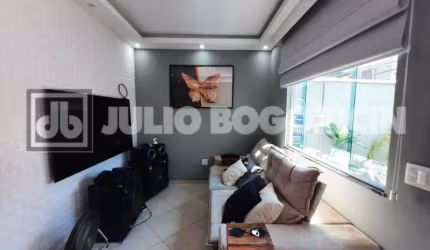 Casa em condomínio fechado com 2 quartos à venda na Estrada Meringuava, Taquara, Rio de Janeiro, 78 m2 por R$ 385.000