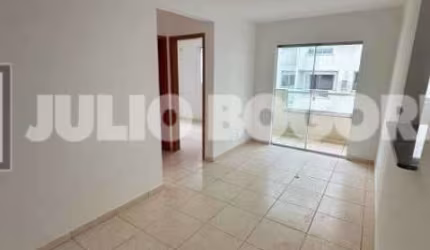 Apartamento com 2 quartos à venda na Estrada Rodrigues Caldas, Taquara, Rio de Janeiro, 47 m2 por R$ 220.000