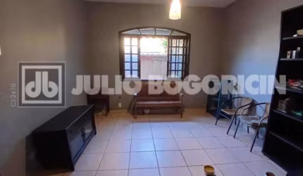 Casa em condomínio fechado com 4 quartos à venda na Rua José Silva, Pechincha, Rio de Janeiro, 160 m2 por R$ 520.000