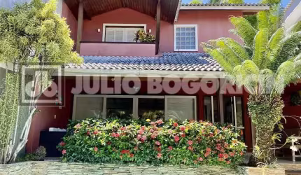 Casa em condomínio fechado com 3 quartos à venda na Rua Carlos Soares Pereira, Jacarepaguá, Rio de Janeiro, 269 m2 por R$ 1.260.000