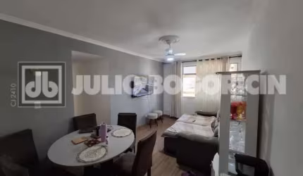 Apartamento com 3 quartos à venda na Rua Antônio Cordeiro, Freguesia (Jacarepaguá), Rio de Janeiro, 72 m2 por R$ 320.000