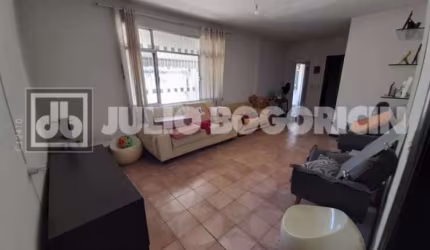Apartamento com 3 quartos à venda na Rua Iriquitia, Taquara, Rio de Janeiro, 88 m2 por R$ 260.000