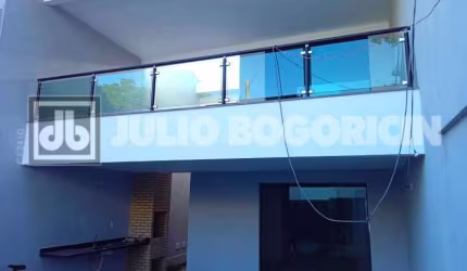 Casa em condomínio fechado com 5 quartos à venda na Rua Engenheiro Iberê Abreu, Freguesia (Jacarepaguá), Rio de Janeiro, 170 m2 por R$ 1.250.000