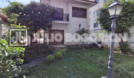 Casa em condomínio fechado com 3 quartos à venda na Rua Rio do Anil, Freguesia (Jacarepaguá), Rio de Janeiro, 476 m2 por R$ 1.100.000