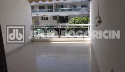 Apartamento com 2 quartos para alugar na Rua Henrique Stamile Coutinho, Recreio dos Bandeirantes, Rio de Janeiro, 106 m2 por R$ 4.100