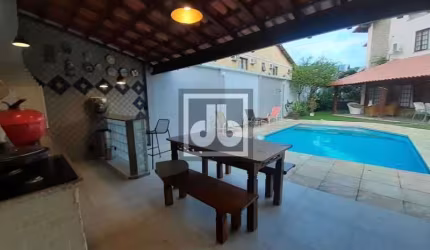 Casa em condomínio fechado com 5 quartos à venda na Rua Amaury Filho, Recreio dos Bandeirantes, Rio de Janeiro, 346 m2 por R$ 3.190.000
