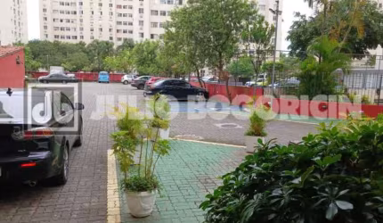 Apartamento com 1 quarto à venda na Estrada dos Bandeirantes, Curicica, Rio de Janeiro, 40 m2 por R$ 160.000