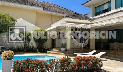 Casa em condomínio fechado com 4 quartos à venda na Rua Mário Milward, Barra da Tijuca, Rio de Janeiro, 487 m2 por R$ 3.500.000