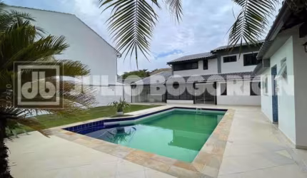 Casa em condomínio fechado com 3 quartos à venda na Avenida André Grabois, Recreio dos Bandeirantes, Rio de Janeiro, 264 m2 por R$ 2.220.000