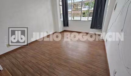 Apartamento com 2 quartos à venda na Rua Vinícius de Moraes, Ipanema, Rio de Janeiro, 65 m2 por R$ 980.000