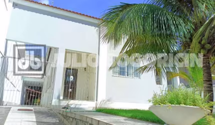 Casa com 4 quartos à venda na Rua Daniel Carneiro, Engenho de Dentro, Rio de Janeiro, 220 m2 por R$ 950.000