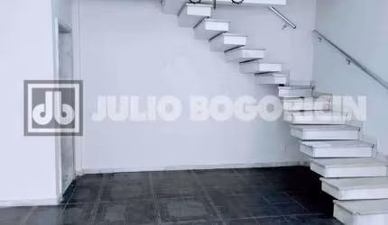 Casa em condomínio fechado com 3 quartos à venda na Rua Heráclito Graça, Lins de Vasconcelos, Rio de Janeiro, 140 m2 por R$ 320.000
