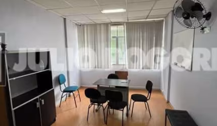 Sala comercial à venda na Rua Constança Barbosa, Méier, Rio de Janeiro, 23 m2 por R$ 110.000