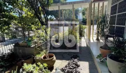 Casa com 5 quartos à venda na Rua Raul Pompéia, Fátima, Niterói, 650 m2 por R$ 1.500.000