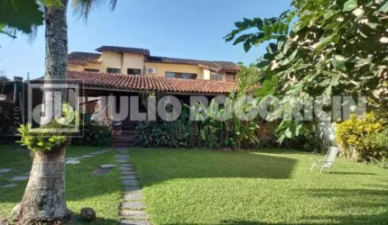 Casa em condomínio fechado com 4 quartos à venda na Rua Altamir Lima Souza de Jesus, Itaipu, Niterói, 130 m2 por R$ 850.000