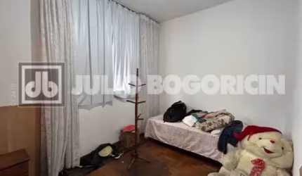 Apartamento com 3 quartos à venda na Rua Capitão Jorge Soares, Centro, Niterói, 113 m2 por R$ 380.000