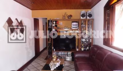 Casa com 3 quartos à venda na Travessa Elzir de Almeida Brandão, Santa Rosa, Niterói, 100 m2 por R$ 490.000