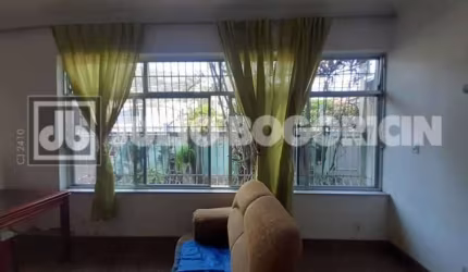 Casa com 4 quartos à venda na Rua Maestro José Botelho, Vital Brasil, Niterói, 262 m2 por R$ 1.200.000