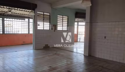 SALÃO COMERCIAL DE ESQUINA PARA LOCAÇÃO REGIÃO DO CARLOS LOURENÇO!