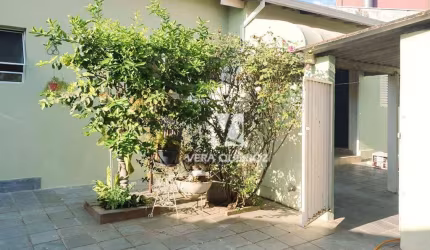 Casa de fundos para Locação no Jd. Leonor
