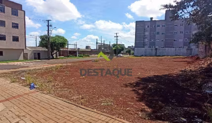 Terreno de esquina com 1.451m2-  Bairro Alto Alegre