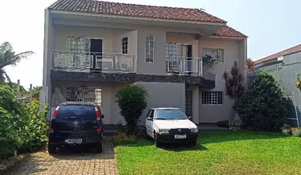 Sobrado com 6 quartos - Bairro Cancelli
