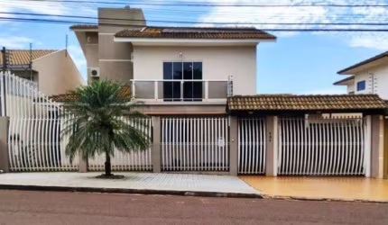 * SOBRADO A VENDA NO PIONEIROS - 01 SUITE E 02 QUARTOS