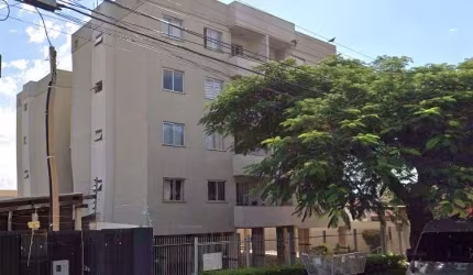Apartamento com 3 dormitorios Edificio Villa Capri- Neva