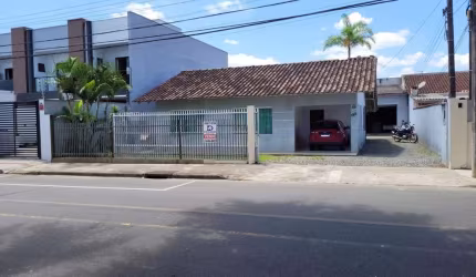 Casa para Venda em Joinville, Guanabara, 3 dormitórios, 1 banheiro, 1 vaga