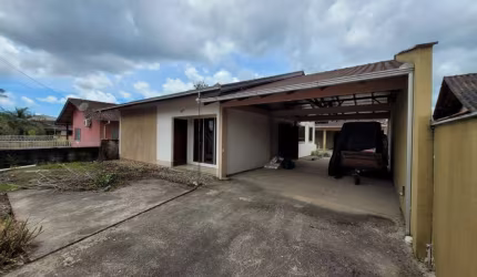 Casa para Venda em Joinville, Vila Nova, 3 dormitórios, 1 suíte, 3 banheiros, 4 vagas