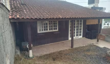 Casa para Venda em Joinville, Costa e Silva, 2 dormitórios, 1 suíte, 2 banheiros, 2 vagas