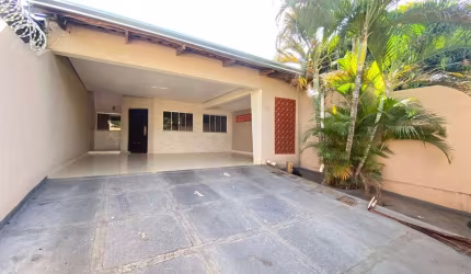 Casa em Jardim Presidente  -  Goiânia