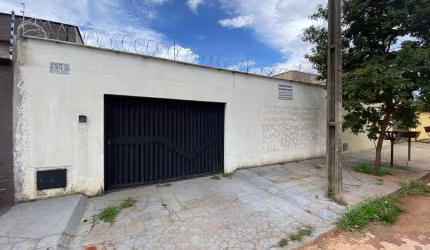 Casa em Residencial Vereda dos Buritis  -  Goiânia