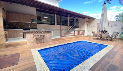 Casa em Jardim Goiás  -  Goiânia