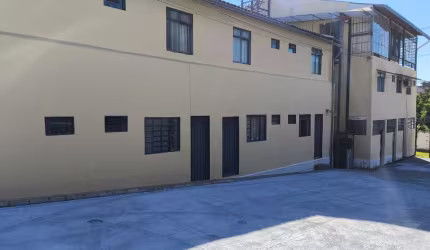 Prédio Inteiro em Setor Sudoeste, Rua C-7 Qd 61-A Lotes 8/9 -  Goiânia