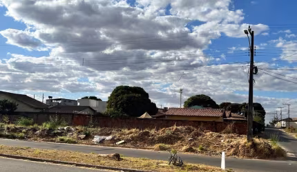 Lote / Terreno em Jardim Tropical  -  Aparecida de Goiânia
