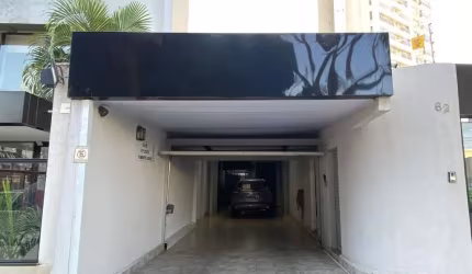 Casa em Setor Bueno  -  Goiânia