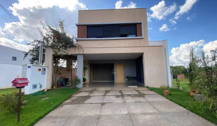 Casa Sobrado em Jardins Capri  -  Senador Canedo