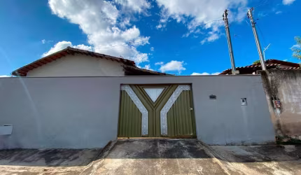 Casa em Itapoã  -  Aparecida de Goiânia