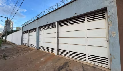 Casa 03, 1 quarto, Rua C-66, Setor Sudoeste - Goiânia