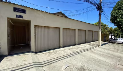 Casa 02, Avenida C-5, Qd. 52, Lt. 06, Vivenda Donaciano, Jardim America, Goiânia GO