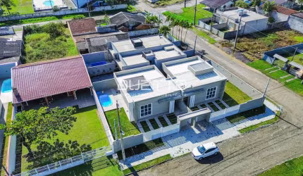 Residência dos seus sonhos no Balneário Gaivotas - Viva a 400 metros do mar