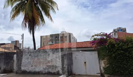Ponto Comercial com 900M² localizado no bairro Atalaia