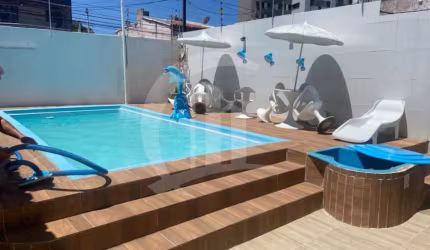CASA NA 13 DE JULHO
