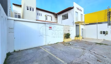 Casa com Ponto Comercial na Coroa do Meio