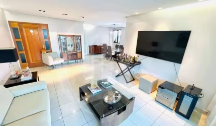 APARTAMENTO A VENDA EM EXCELENTE LOCALIZAÇÃO